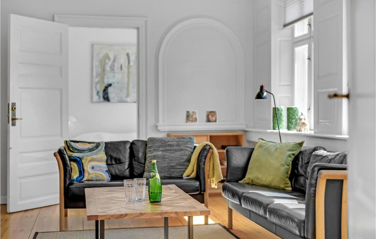 Stunning Apartment In Kbenhavn K With Wifi And 2 Bedrooms Copenhagen Exterior photo